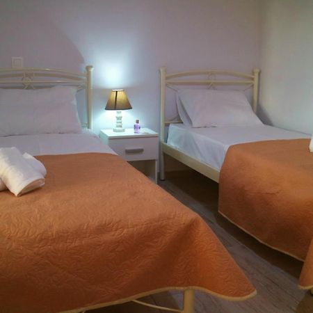 Christos Family Apartments Α Corfu  Екстериор снимка